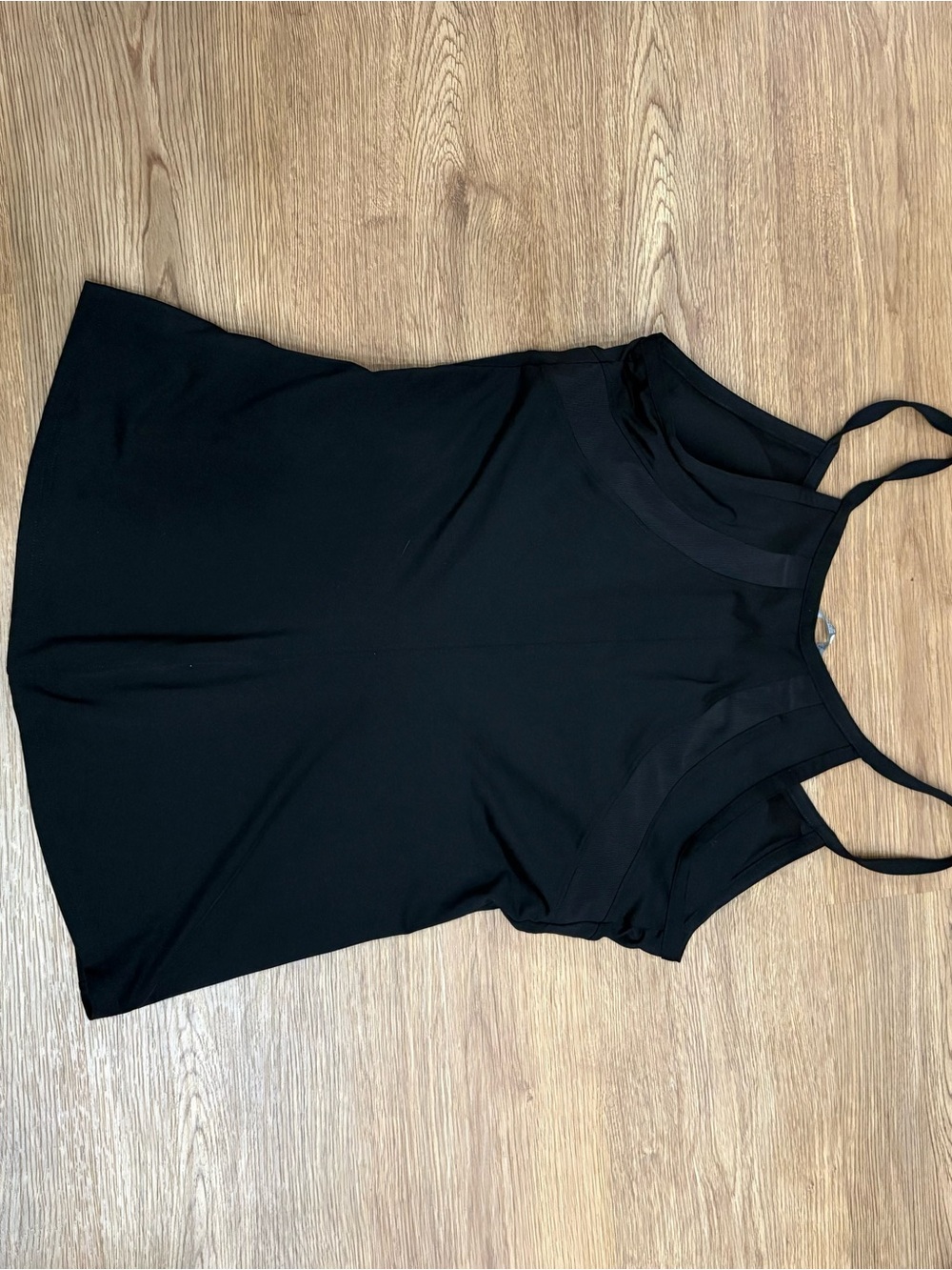 The North Face Women's Black Performance V-Neck Tank with Side Zip - Picture 3 of 3